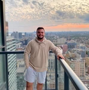 Meet your Posher, Lucas